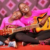 Divine Sistaz - Come Come
