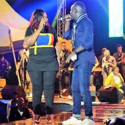 Wilson Bugembe ft  Sharon Nagawa - Numya Kale